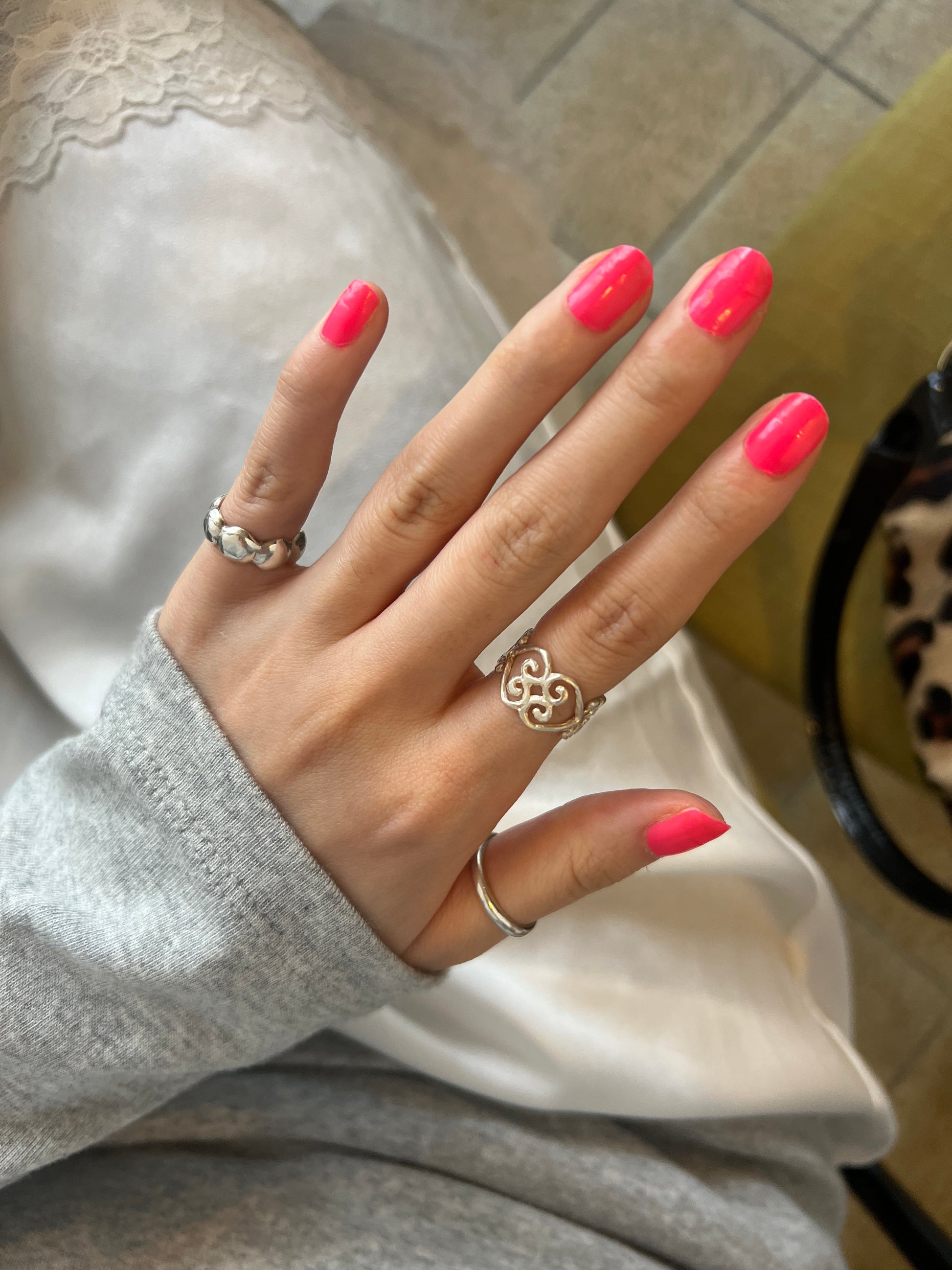 Scroll Ring